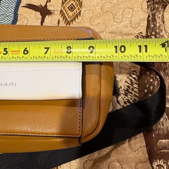 Tahari Tan and White Camera Bag - Picture 11 of 13
